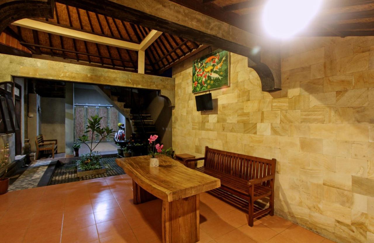 Sari House Ubud - Balinese Style Homestay Zewnętrze zdjęcie