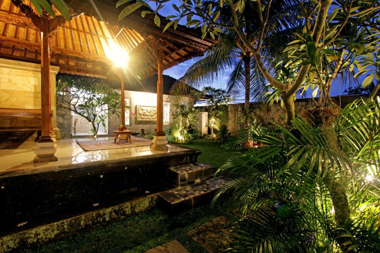Sari House Ubud - Balinese Style Homestay Zewnętrze zdjęcie