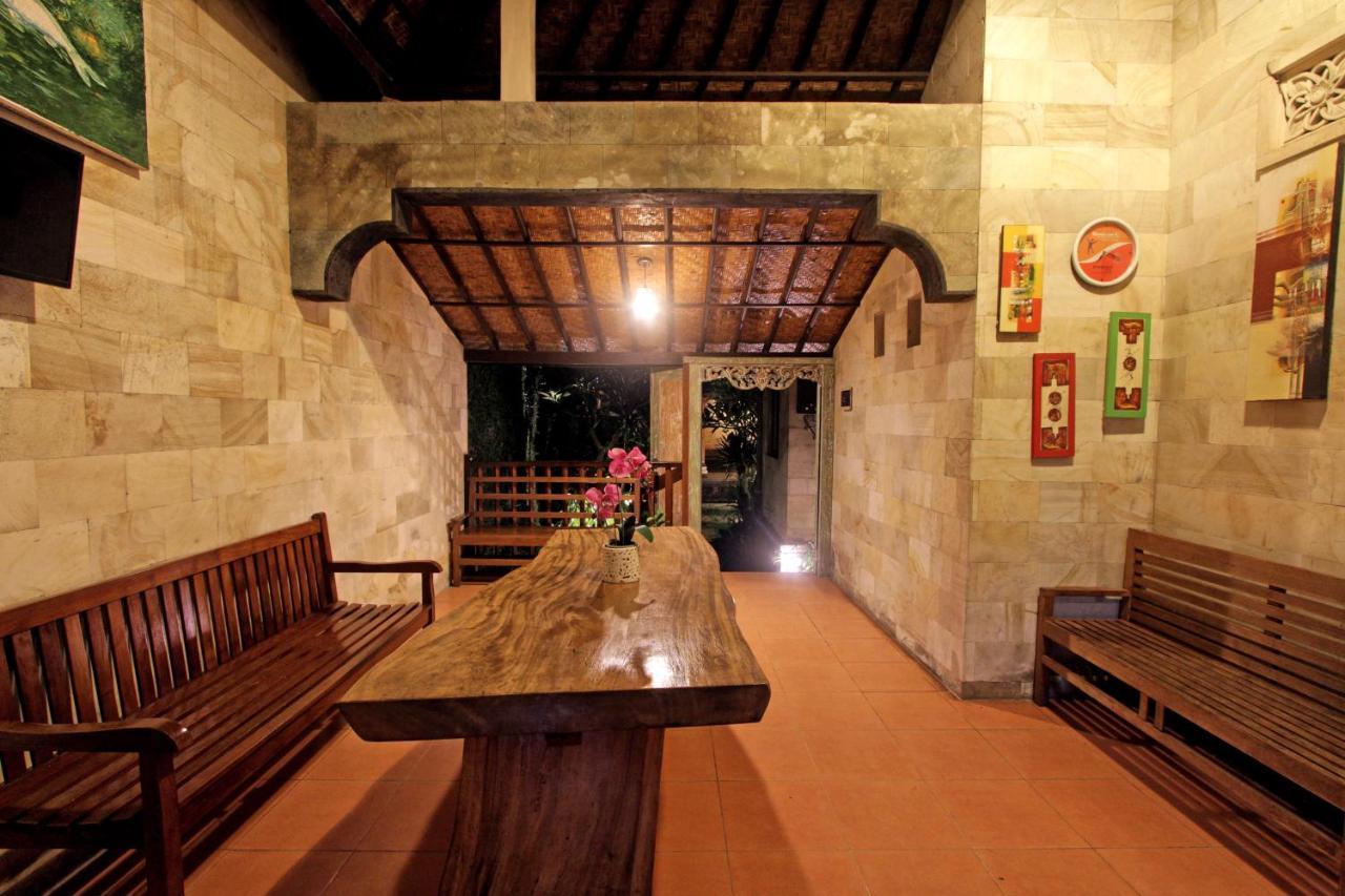 Sari House Ubud - Balinese Style Homestay Zewnętrze zdjęcie
