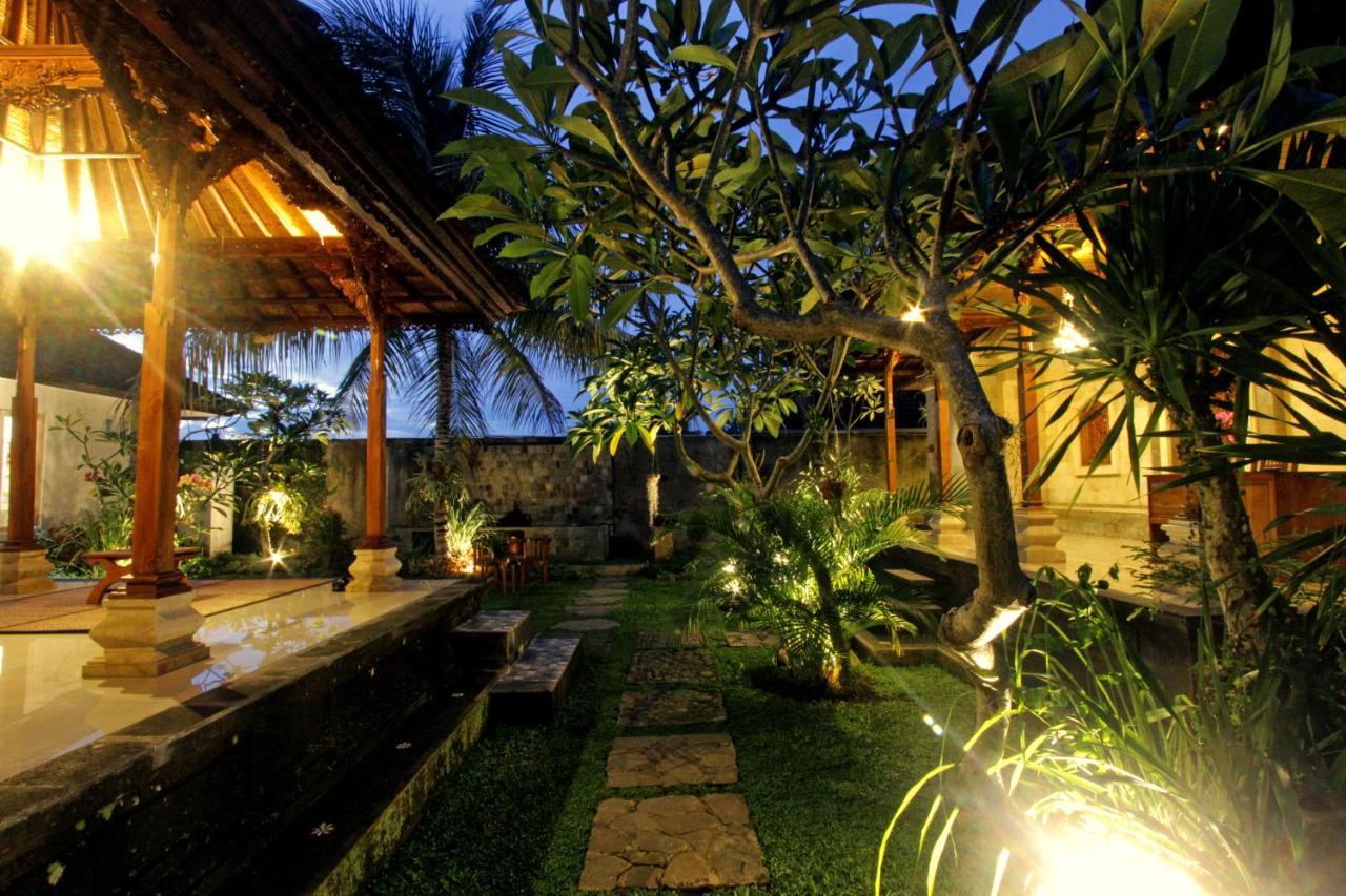 Sari House Ubud - Balinese Style Homestay Zewnętrze zdjęcie